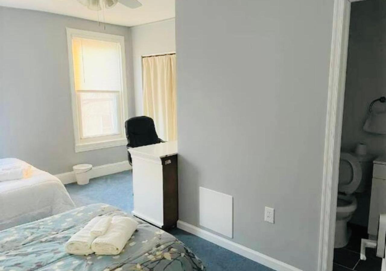 Oui On Ludlow - Entire House And Private Rooms In University City Filadelfia Exterior foto