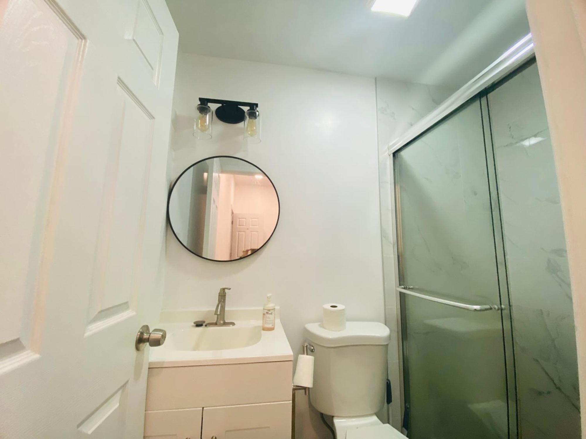 Oui On Ludlow - Entire House And Private Rooms In University City Filadelfia Exterior foto